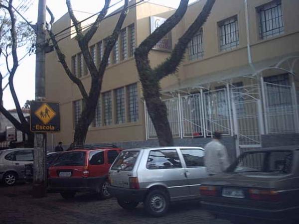 Escola Imaculada Conceição em Santa Felicidade no ano de 2004