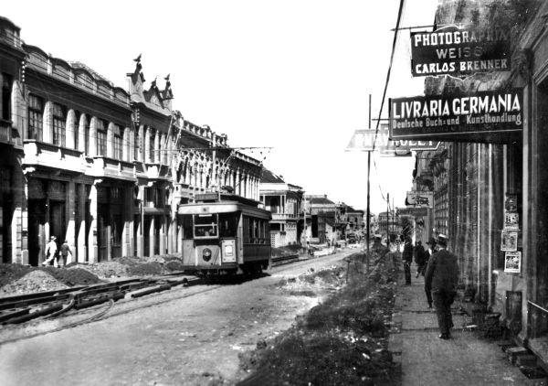 Rua Barão do Rio Branco na década de 20