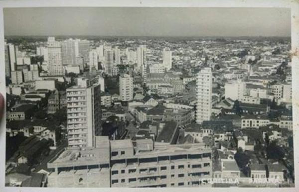 Primeira foto Aérea de Curitiba em 1962